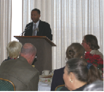 Congressman Artur Davis speaks to LWVGB Holiday Luncheon, Dec. 2, 2006.